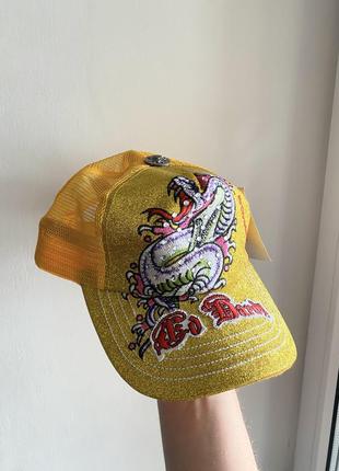 Кепка со стразами  ed hardy1 фото