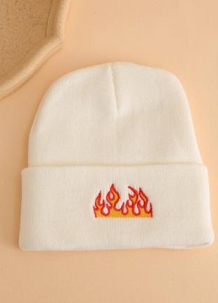 Підліткова шапка з вогником