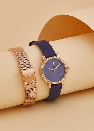 Класичний аналоговий годинник dkny soho slim
