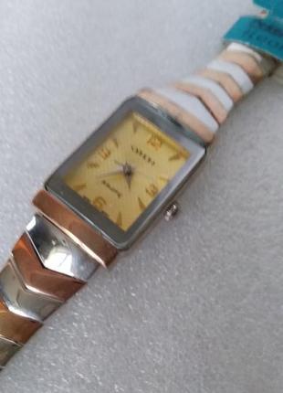 Часы кварцевые женские "орион"