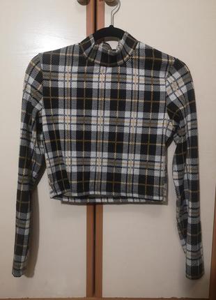 Вкорочена водолазка stradivarius в клітинку