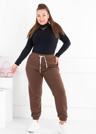 Жіночі зимові спортивні штани-джогери батал