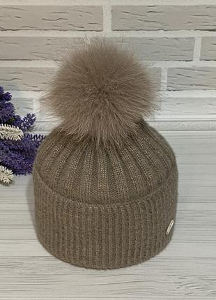 Зимняя шапка с натуральным помпоном1 фото
