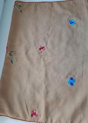 Красивый щурф палантин с вышивкой fashion scarf