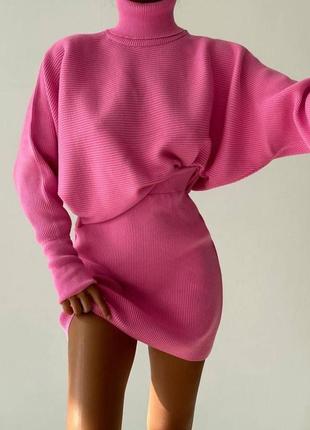 Костюм женский оверсайз свитер с воротником юбка мини на высокой посадке качественный, стильный трендовый синий розовый3 фото