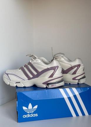 Кроссовки adidas