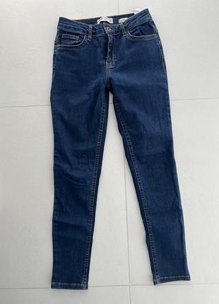 Джинси skinny