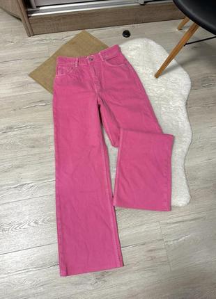 Прямые джинсы от zara