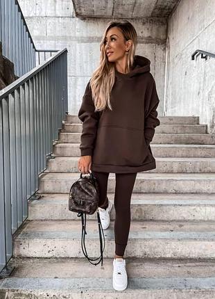 Женский костюм