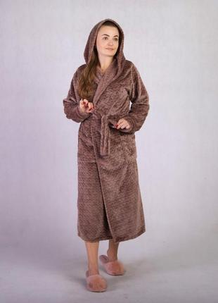 Красивый длинный махровый женский халат на запах6 фото