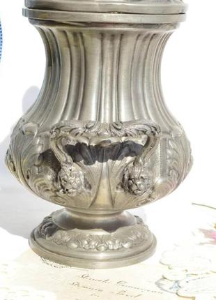 Старинная оловянная ваза с ручками9 фото