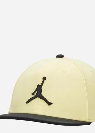 Кепка nike jordan pro jumpman snapback бежевый, черный уни misc ar2118-706