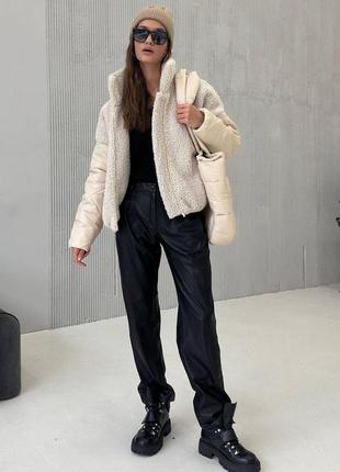 Зимняя женская куртка короткая с высоким воротником без капюшона 3462-01 молочная1 фото