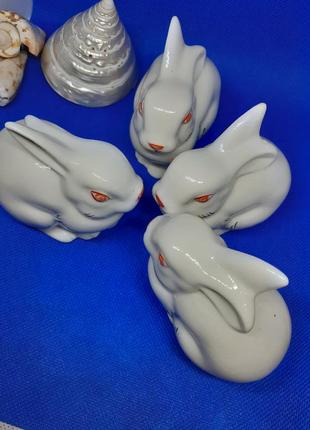 1960-е! винтаж 🐇 зайчик заяц зайчонок полонский зхк полонное статуетка срср фарфор клеймо кролик белый5 фото