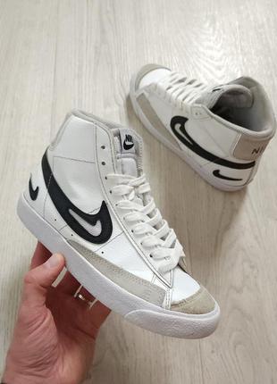 Nike blazer mid 77