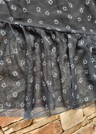 Фатиновое платье-миди reserved с асимметричным низом.8 фото