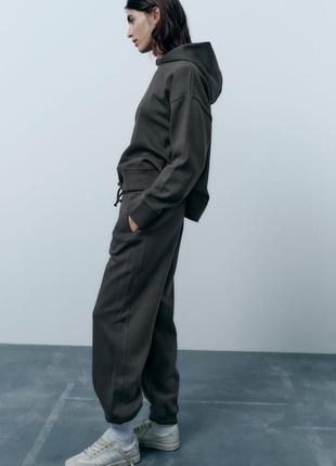 Спортивный женский плюшевый серый костюм zara new4 фото