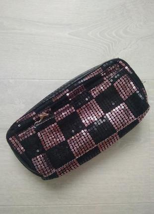 Клатч у паетках / косметичка