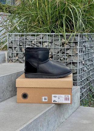 Уги ugg classic black leather угги на овчині