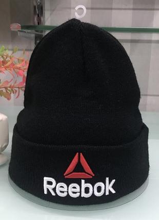 Новая шапка reebok po032 женская жіноча