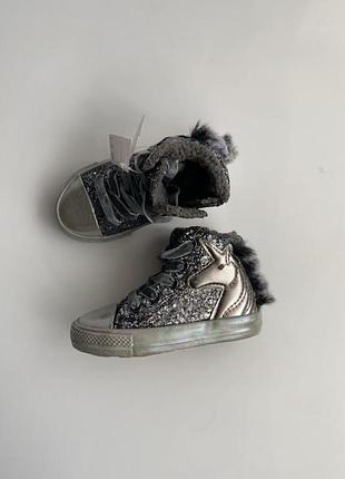 Хайтопи , кеди , ботінки