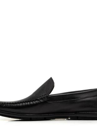 Мокасины мужские черные кожаные с перфорацией 26303 фото