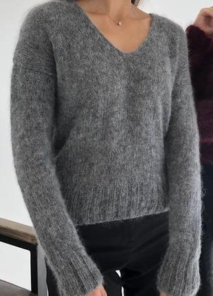 Вʼязаний светр жіночий ручної роботи з мохеру та альпаки (в наявності)2 фото