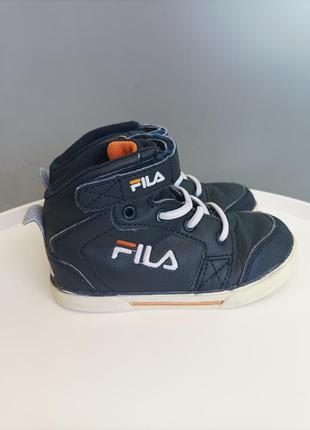 Кожаные кроссовки fila