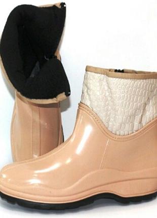 Резиновые сапоги