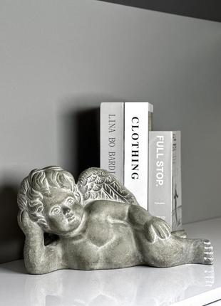 Винтажная скульптура ангелочка