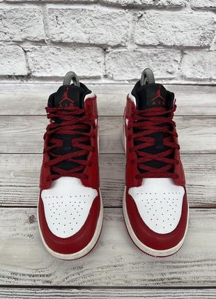 Кроссовки air jordan 1 mid chicago gs оригинал 38р.24см.3 фото