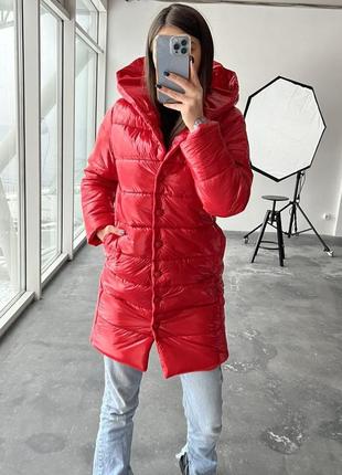 Пальто куртка зима с капюшоном монклер лаке красная длинная1 фото