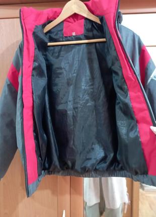 Демисезонная теплая куртка на мальчика 9-10 лет3 фото