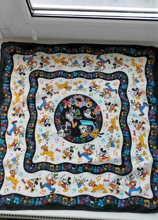 Красивая фирменная платочка бандана disney mickey mouse!
