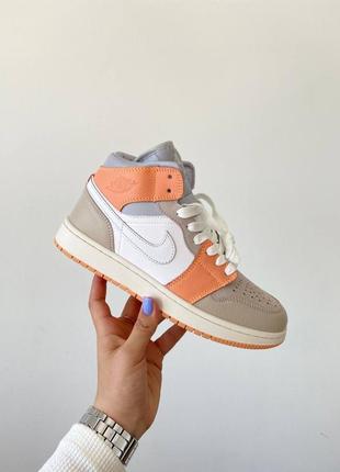 Женские высокие кроссовки jordan 1 retro orange grey