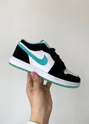 Кроссовки jordan low mint