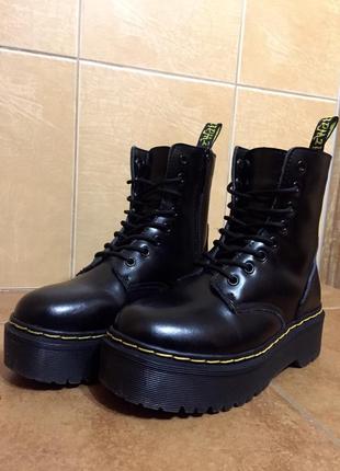 Dr. martens jadon