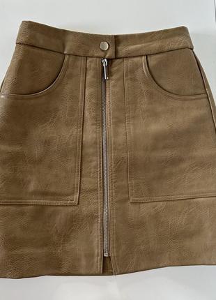 Кожаная короткая юбка на молнии с карманами stradivarius7 фото