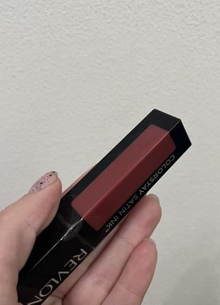 Оригінал revlon colorstay satin ink liquid lipstick помада для губ 005 silky sienna оригинал помада4 фото