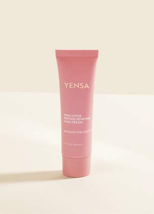 Новый питательный пептидный крем для лица фирмы yensa beauty1 фото