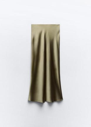 Атласная юбка средней длинны8 фото