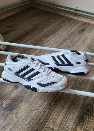 Кроссовки adidas