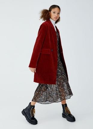 Вельветовое пальто от pull & bear