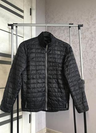 Легкая куртка the north face