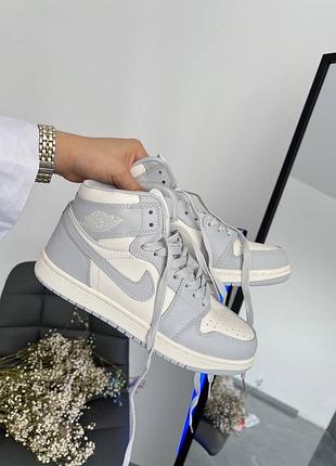 Женские кроссовки nike aur jordan 1 retro blue