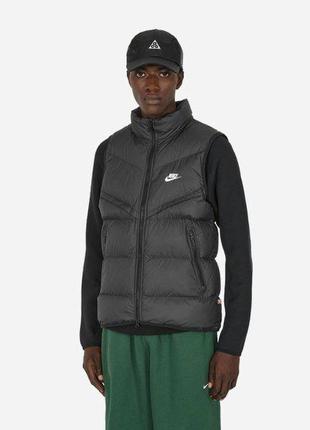 Жилетка nike storm-fit windrunner primaloft