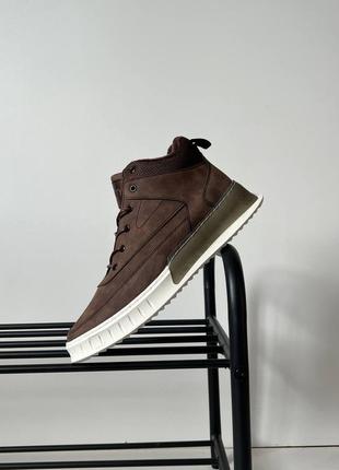 Мужские ботинки