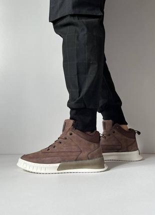 Мужские ботинки