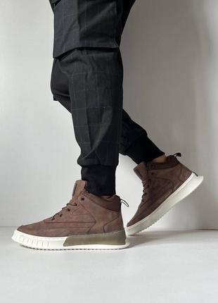 Мужские ботинки