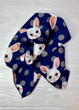 Красивый женский платок аксессуар материал атлас цвет синий принт милые кролики6 фото